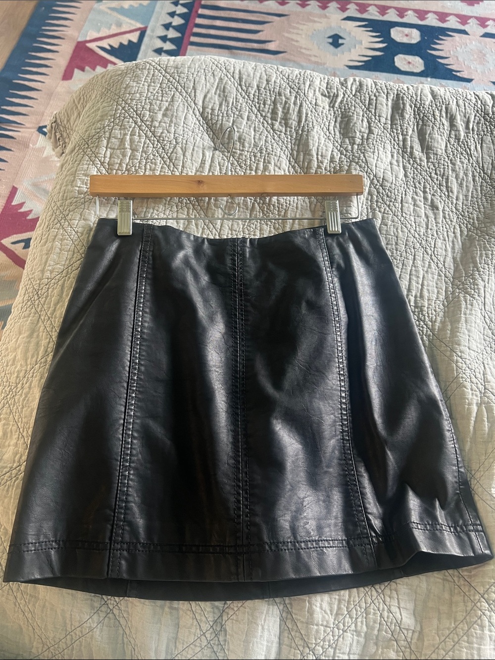 Free People Vegan Leather mini skirt size 6,8 - Picture 6 of 6